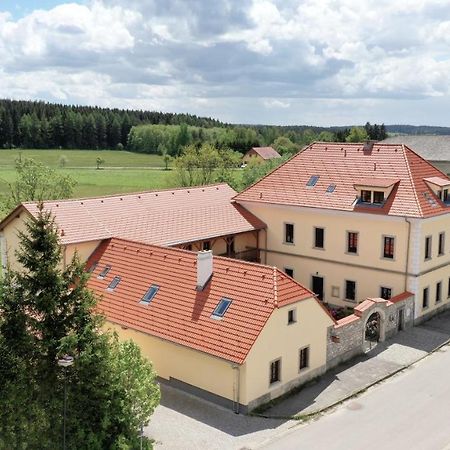 Penzion Hurky Nova Bystrice Exterior foto