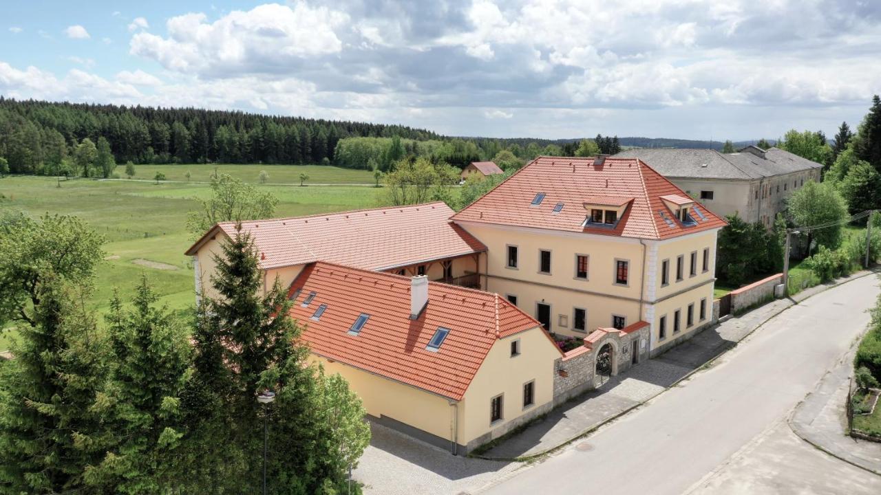 Penzion Hurky Nova Bystrice Exterior foto